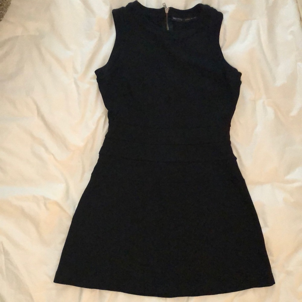 Black sleeveless A-Line Dress